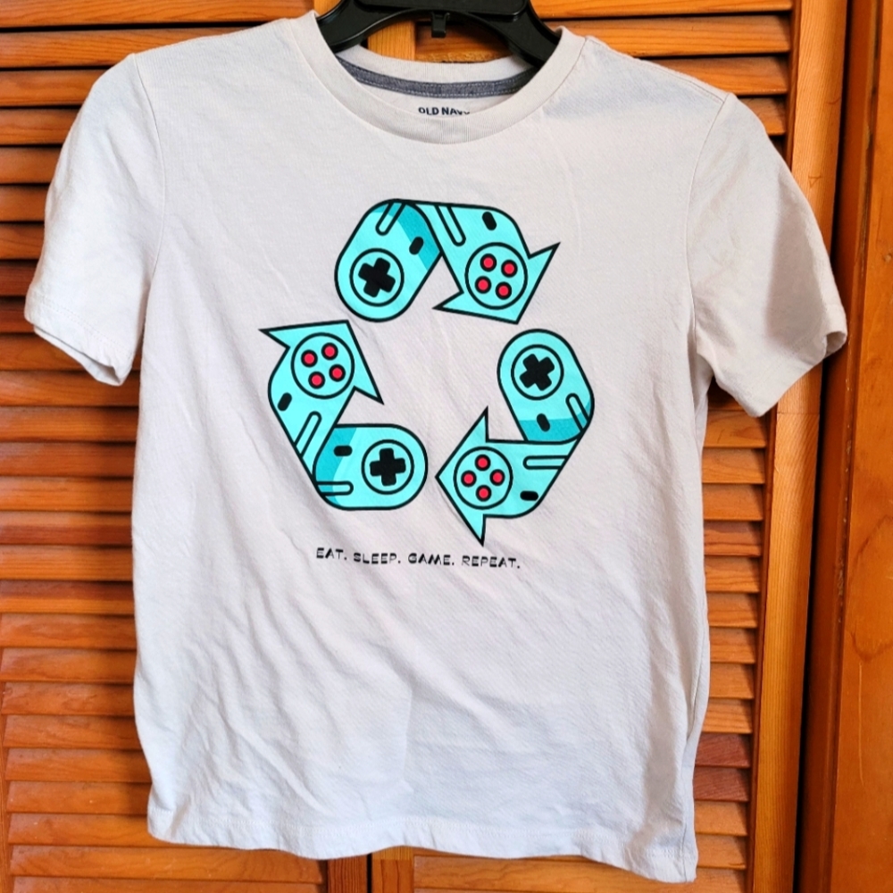 NWOT Old Navy Kids Gamer Graphic Tee Size Large (10-12)